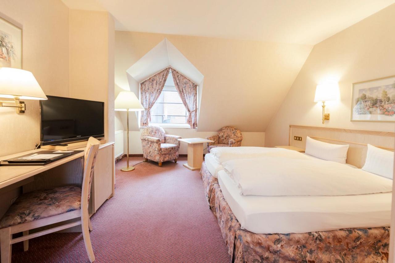 Hotel Poeker Meppen Εξωτερικό φωτογραφία