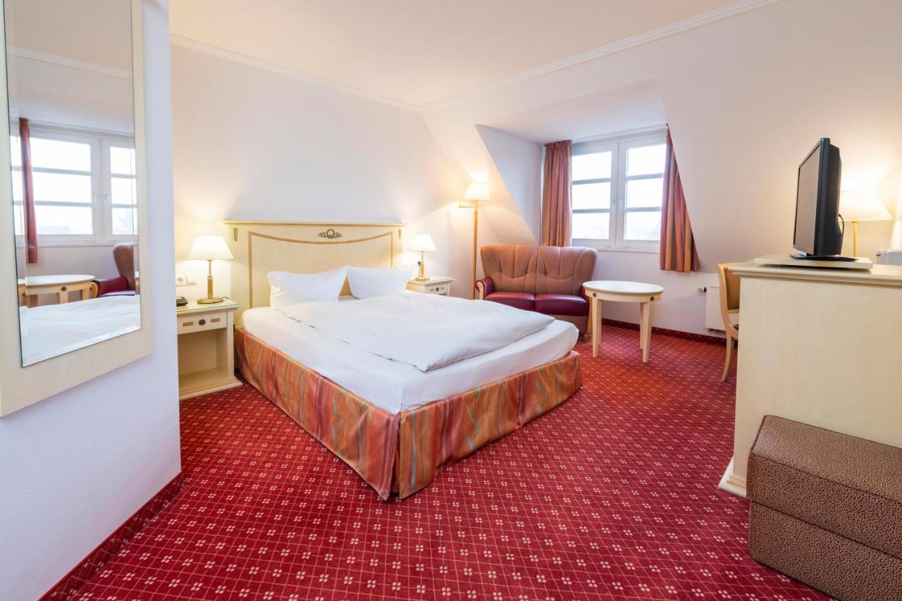 Hotel Poeker Meppen Εξωτερικό φωτογραφία